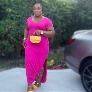 Short sleeve scoop neck maxi with side slits